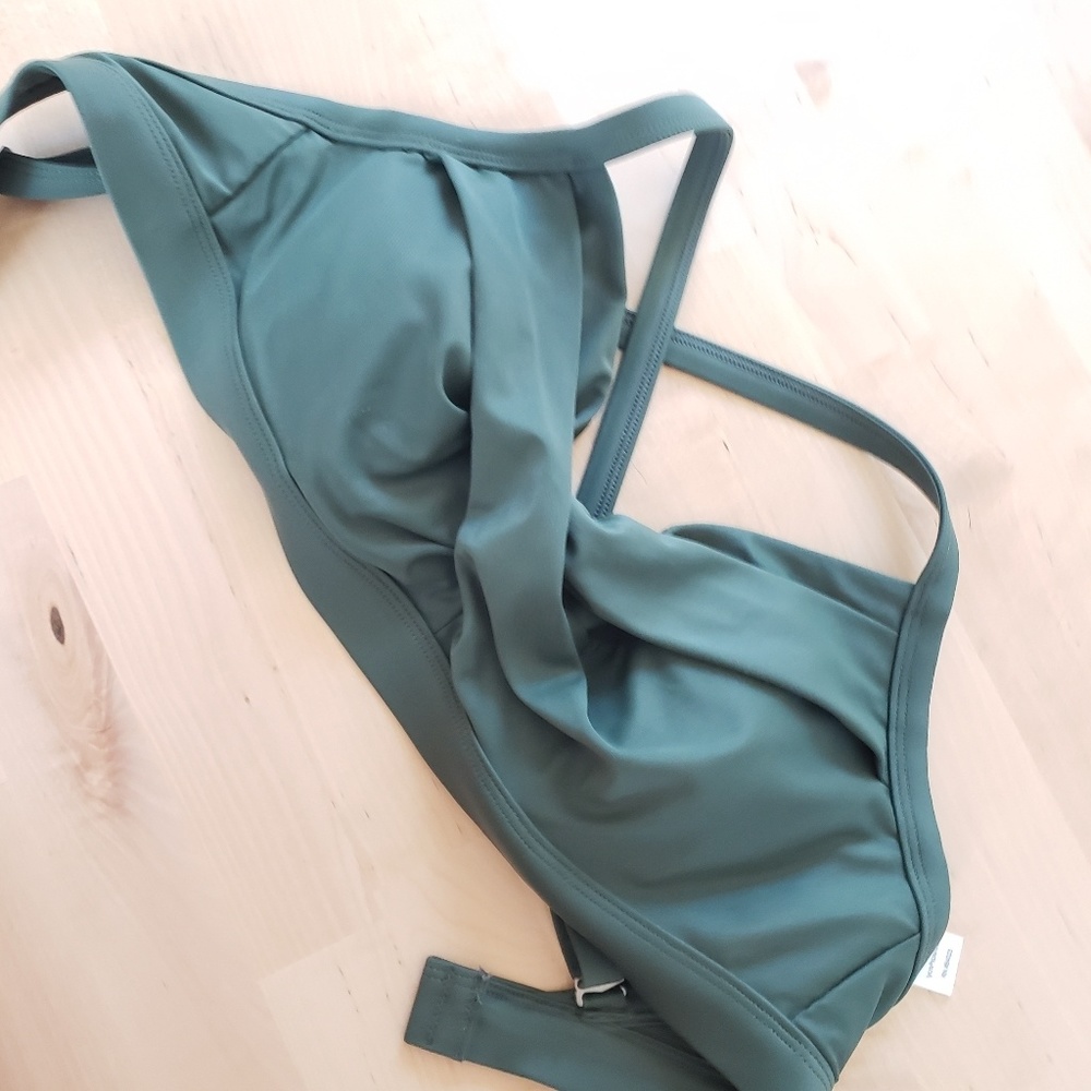 Athleta bikini top